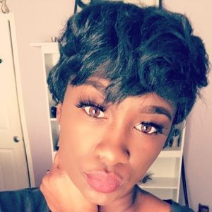 Meet your Posher, Ariel